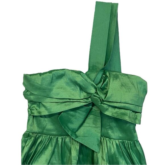 NWT City Studio | Juniors Green Taffeta One Shoulder Fit & Flare Mini Dress 7/8 - Picture 4 of 9